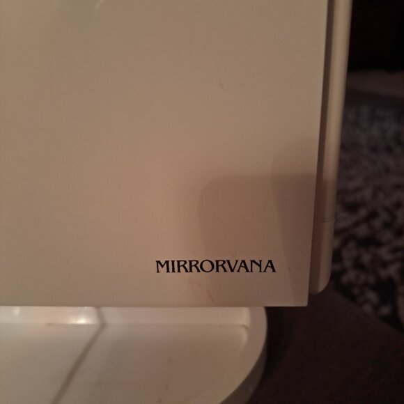 Lighted 360 Mirror- 10X - Picture 3 of 8